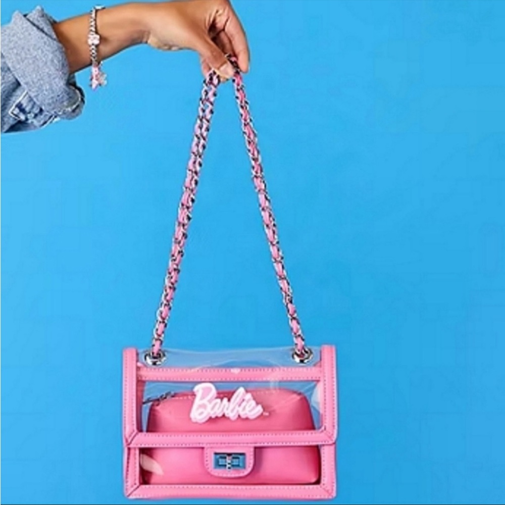Bran new limited edition sold out forever21x Barbie collection 💕